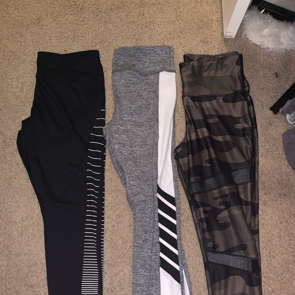 Women’s large workout pants (3 pairs)
